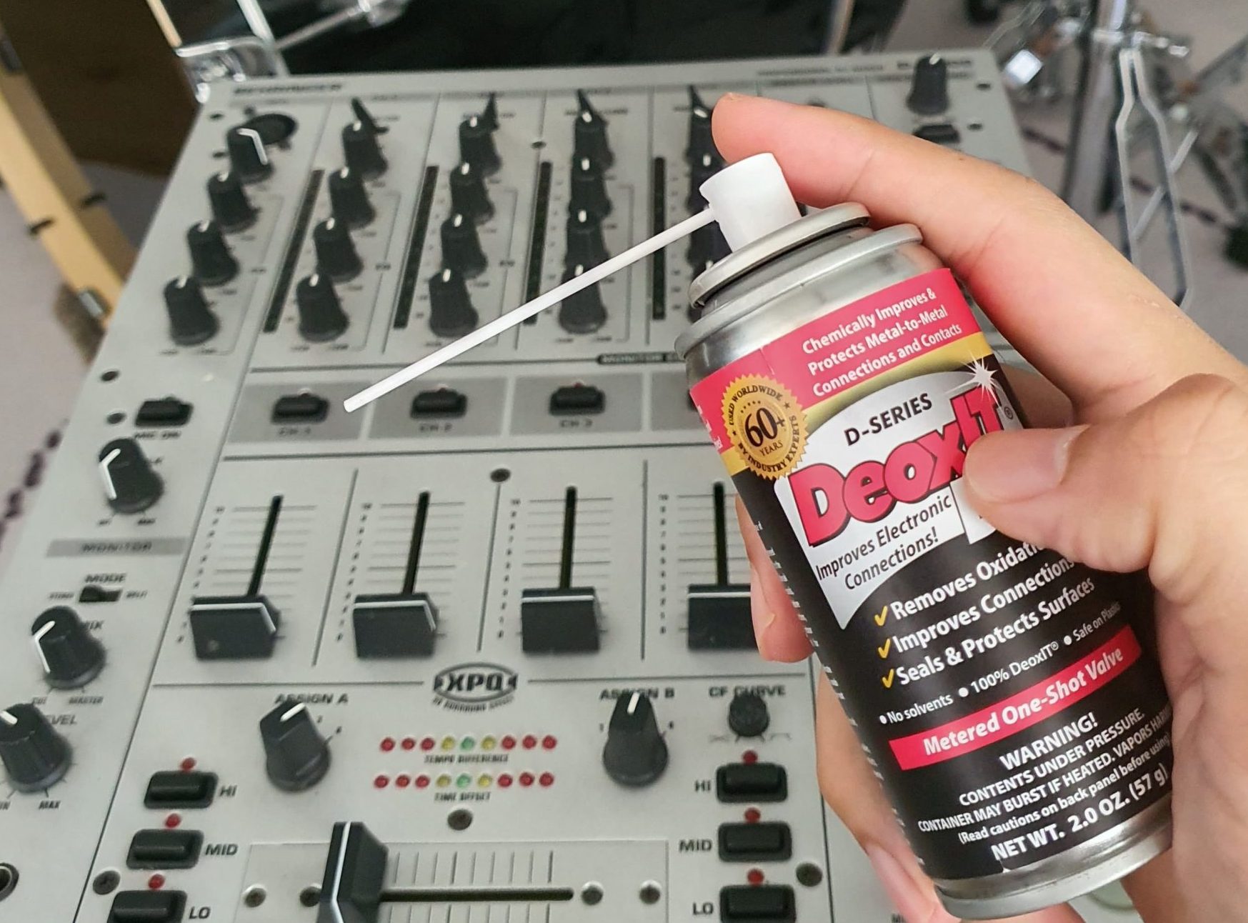 Deoxit D5 Contact Cleaner